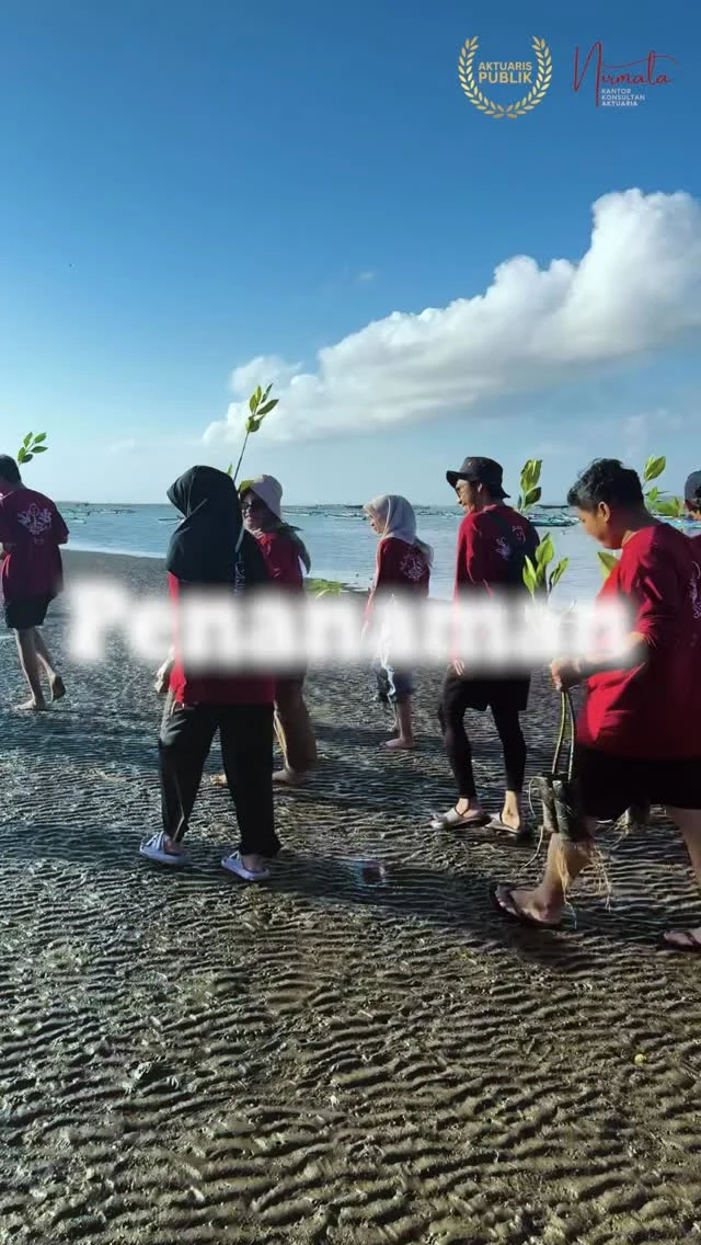 Kantor Konsultan Aktuaria (KKA) Nirmala - Aktuaris Publik 14 Tumbuh bersama adalah tentang perjalanan.Tentang kepercayaan yang dibangun dari waktu ke waktu, tentang langkah-langkah yang dijalani bersama, dan tentang keyakinan bahwa setiap pertumbuhan seharusnya membawa manfaat yang lebih luas.Dari setiap kepercayaan yang terjalin, tumbuh sebuah kontribusi nyata. Bersama, kita telah mengambil bagian dalam penanaman 1.000 pohon mangrove di pesisir Pantai Kelan Kangin, Bali, sebagai simbol harapan yang akan terus bertumbuh bagi generasi mendatang.Bukan sekadar menanam pohon, melainkan menanam sebuah harapan.Harapan bahwa apa yang kita bangun hari ini dapat memberikan arti bagi lingkungan, masyarakat, dan generasi yang akan datang.Karena bagi kami, tumbuh bersama bukan hanya tentang mencapai tujuan yang lebih tinggi, tetapi juga tentang meninggalkan jejak kebaikan yang terus bertumbuh setelah perjalanan itu berlalu.Terima kasih telah menjadi bagian dari perjalanan ini.Kantor Konsultan Aktuaria Nirmala#1000pohon #mangrove #bali #csr #aktuaria